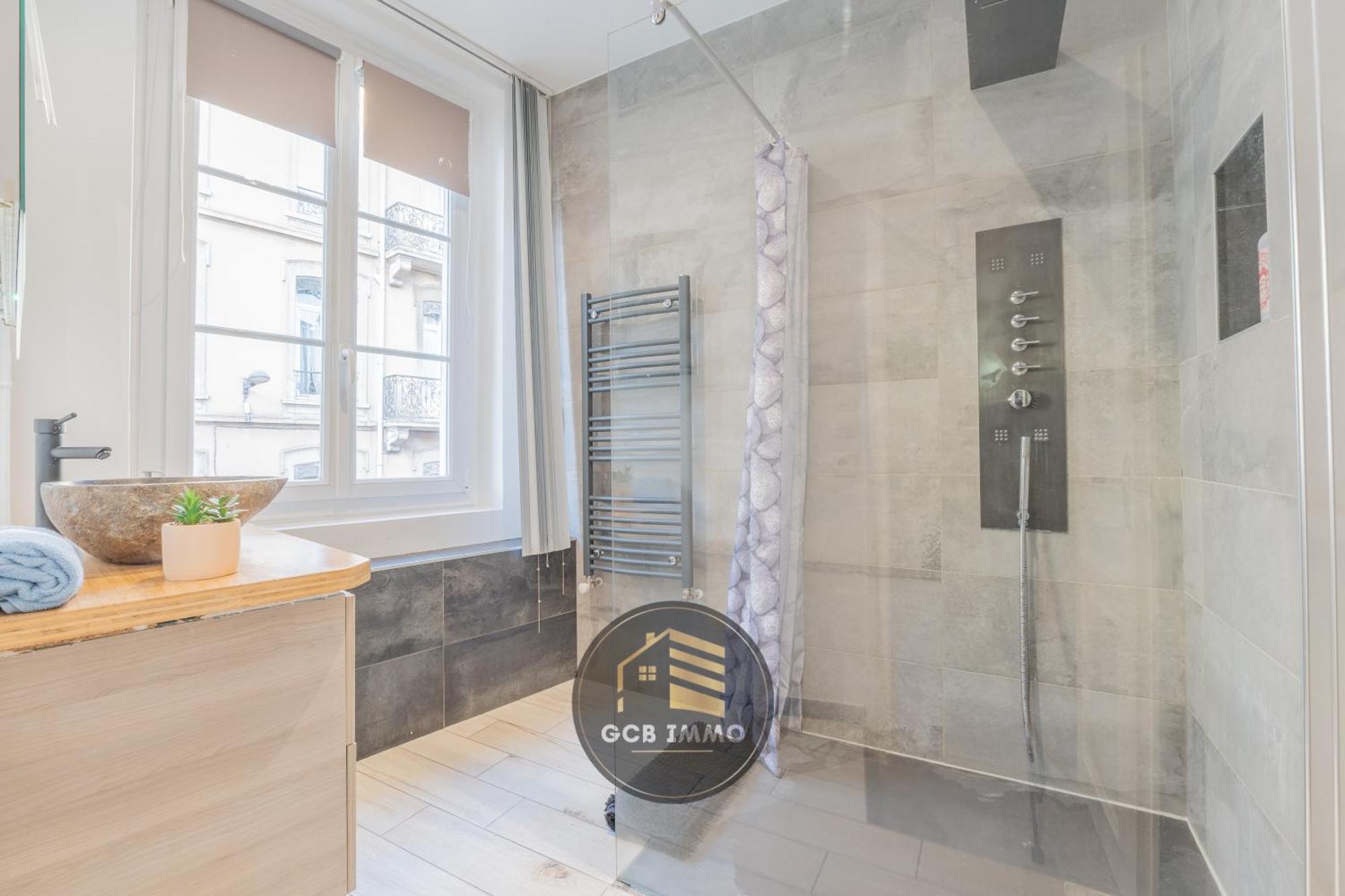 Style Indus & Billard - Coeur De Grenoble Appartement Buitenkant foto